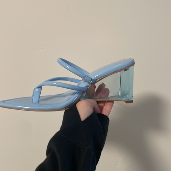 JLO Heels - Picture 5 of 7